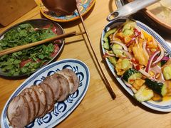 -洱火云南酸菜牛肉火锅(石景山当代商城店)