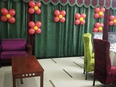 -一家人(南京路店)