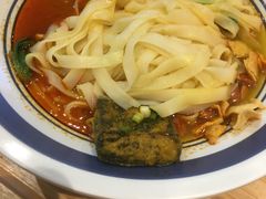 -霸蛮湖南菜·牛肉粉(荣京西街店)