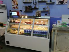 面包甜点陈列柜-李大牛和刘大力手作甜品(凯德店)