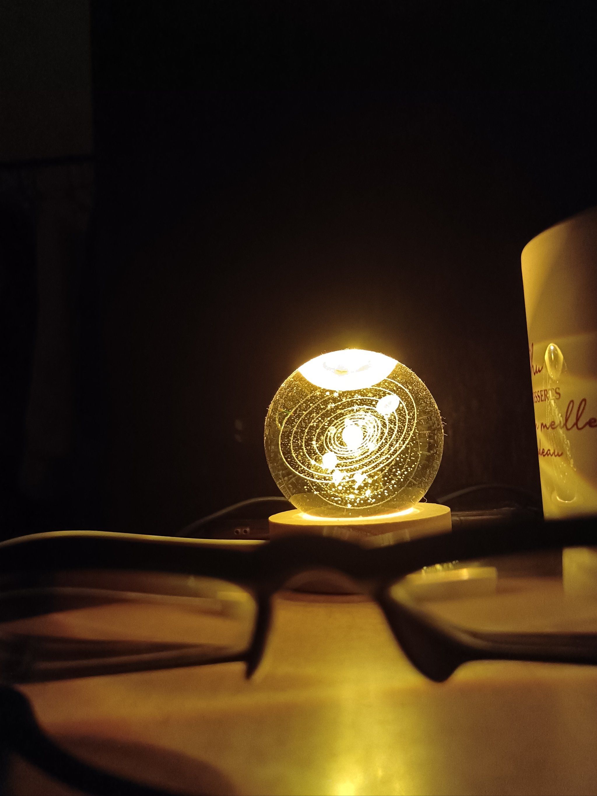 一盏烛光,温暖一整晚