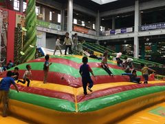 -蒙特利亲子乐园