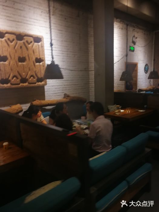 苹果树下艺术餐厅(宋庄店)大堂图片