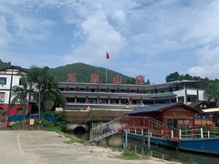 -龙泉山庄