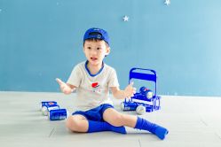 -小熊维尼高端儿童摄影(罗湖区总店)