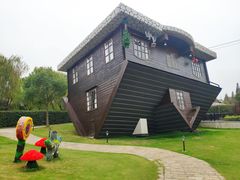 -金山农民画村-枫泾波兰倒置屋