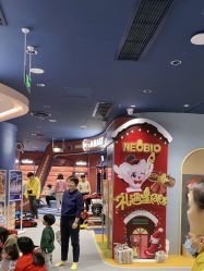 -奈尔宝家庭中心·亲子餐厅(北京东坝万达店)