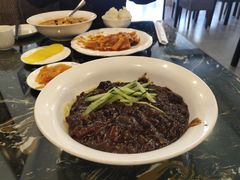 炸酱面-桃园中华料理炸酱面(燕儿岛路店)
