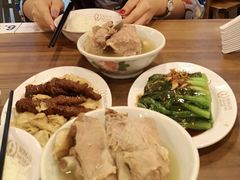 招牌肉骨茶-松發肉骨茶(牛车水店)