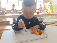 -乐融婴幼儿成长中心(四季青校区)