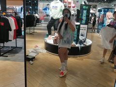 -李宁(苏州中心店)