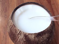 -椰爺爺·椰子冻砵仔糕