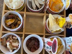 -菌自由丨野生菌火锅特色庭院餐厅(丽江古城店)