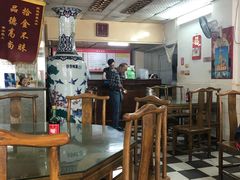大堂-四平包子铺