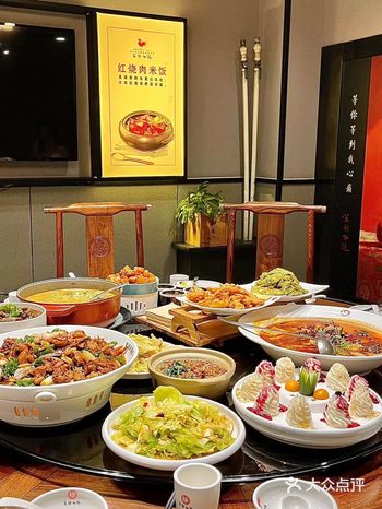 这次吃饭定在笨鸡小跑 ！