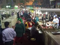 -艾提尕尔清真寺