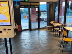 -麦当劳(国家体育场南路店)