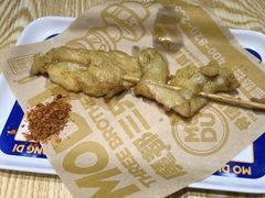 -魔都三兄弟酸辣粉·蘸卤炸串(虹桥万科店)