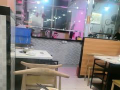 -欢乐牛香(东海二路店)