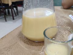 -胡须哥网红竹筒菜