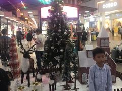 -解放路步行街                