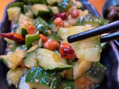 拍黄瓜-回·龙虾铺·盆盆蟹·烧烤大排档(回龙观店)
