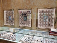 -亨得利名表服务中心(上海湾店)