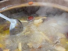 -威邵鸡煲(西华路总店)