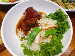 三鲜翡翠扒肘子-渔家风味·鲅鱼水饺·央视展播·海鲜天津菜(开发区店)