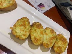 烤芝士蒜香面包-hallch好吃餐厅(奥体中心店)