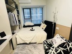 -东方体育中心(地铁站)