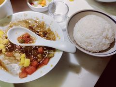 -初蓉丨遇见新川菜(亲贤街荣耀店)