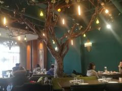 大堂-梧桐树下(云锦世家店)
