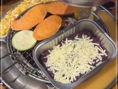 -青瓦炭韩潮烤肉(花园道店)