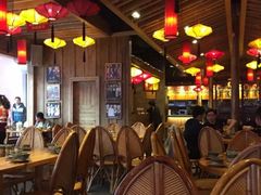 老凯俚酸汤鱼-野山舂·贵州现舂酸汤火锅(鸿通城店)