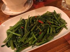 -Phensiri Thai Restaurant