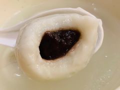 豆沙汤团-七宝老街汤团(上海世纪汇广场店)