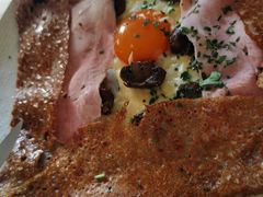 鸡蛋蘑菇熏肉荞麦可丽饼-RAC BAR(安福路店)