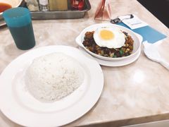 干免治牛肉饭-喜莲咖啡