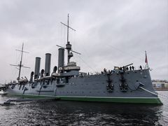 -阿芙乐尔号巡洋舰