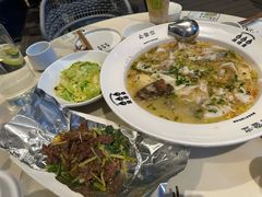 -渔语鱼酸菜鱼新川菜(来福士店)