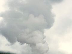 -老忠实间歇泉