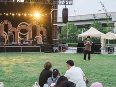 -交通银行前滩31演艺中心