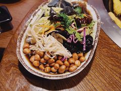 -万里闯关东铁锅炖菜馆(高新旗舰店)