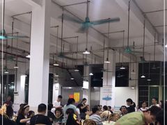 大堂-标记美食新鲜猪杂(兴南大道店)