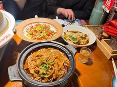 -魏铭鱼头捞饭(晋阳路店)