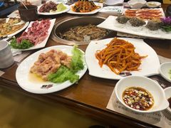 -青瓦餐厅·生鱼片·韩园烤肉(西塔店)