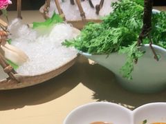 -余欢领鲜火锅(新街口店)