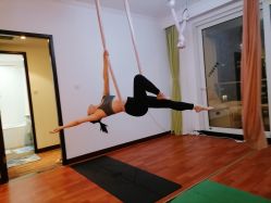 -Yvon yoga 瑜伽·精准体态管理中心