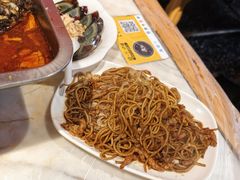 -老街烧烤大排档·地道湖北菜·龙虾馆(汉口火车站店)